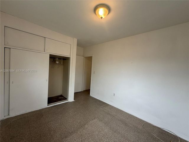 733 W 35th Street, Hialeah, FL 33012