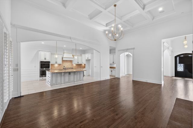 606 Peruvian Ct, Nolensville, TN 37135