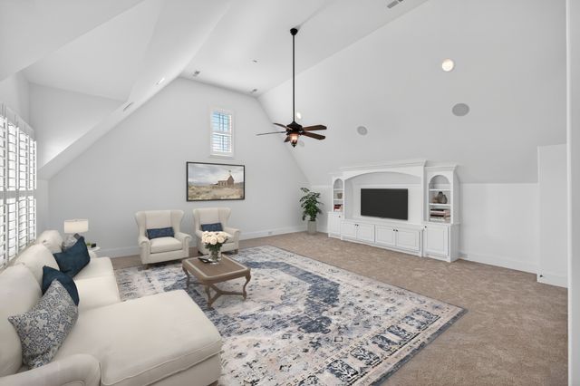 606 Peruvian Ct, Nolensville, TN 37135