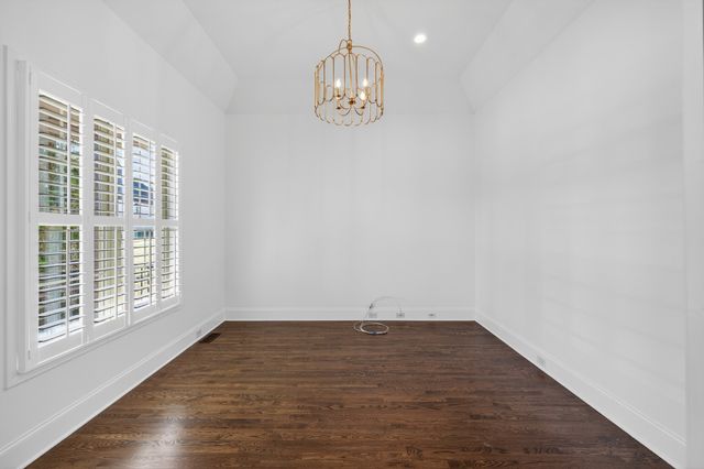 606 Peruvian Ct, Nolensville, TN 37135