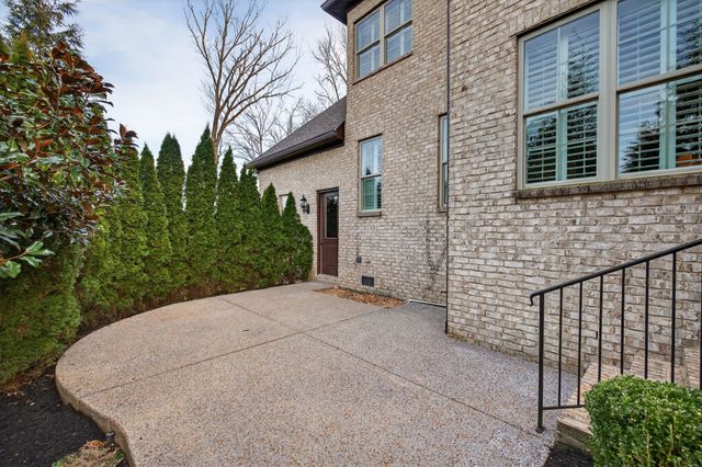 606 Peruvian Ct, Nolensville, TN 37135