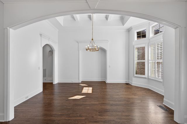 606 Peruvian Ct, Nolensville, TN 37135