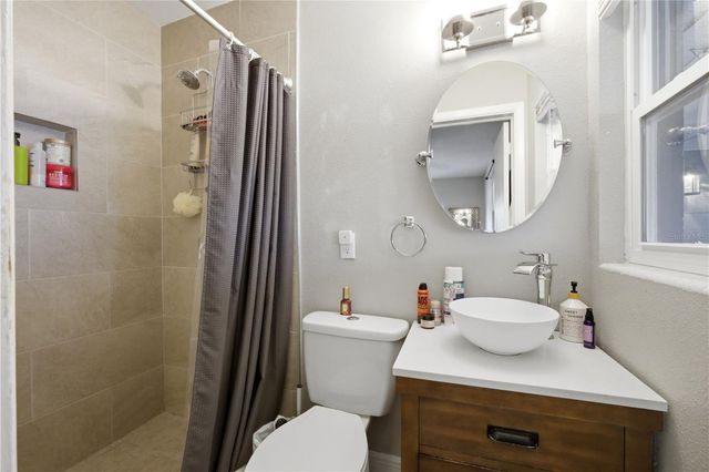 1107 ALFRED DRIVE, Orlando, FL 32810