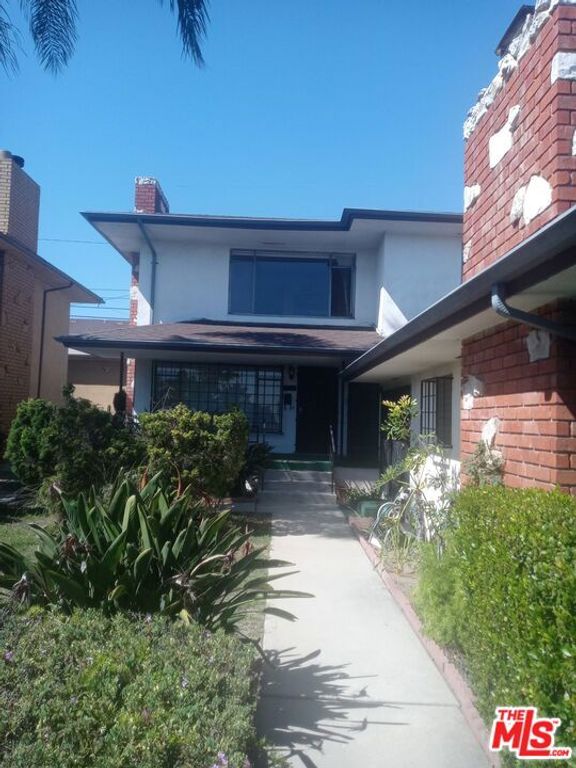 Image 1 of property listing at 5411 W Slauson Avenue, Los Angeles, CA 90056