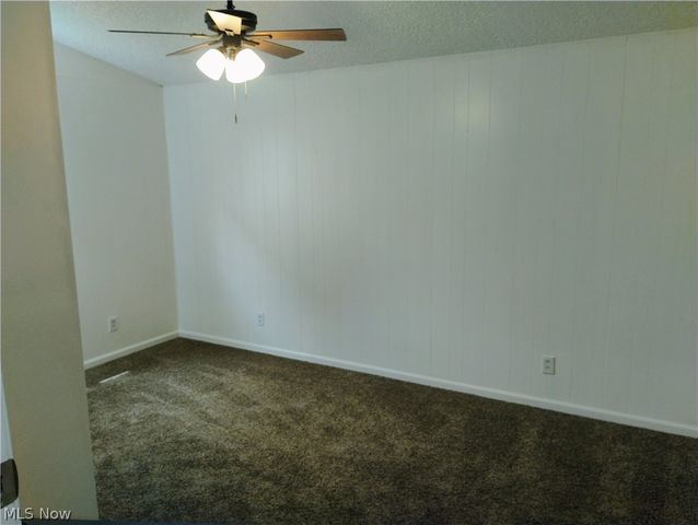 1514 Manhattan Avenue, Youngstown, OH 44509