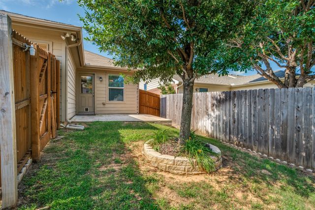 8835 Tucker Street, Cross Roads, TX 76227