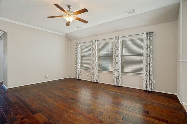 8835 Tucker Street, Cross Roads, TX 76227