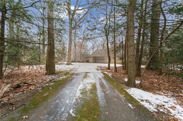 145 Reif Lane, Penn Twp, PA 16053