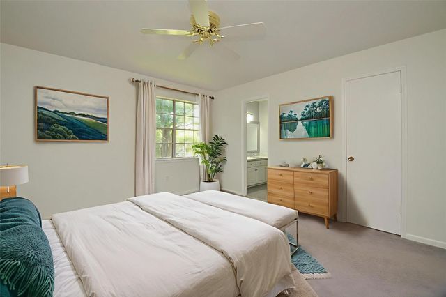 5864 Doliver Drive 116, Houston, TX 77057