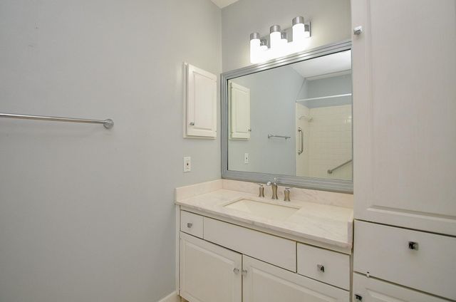 5864 Doliver Drive 116, Houston, TX 77057