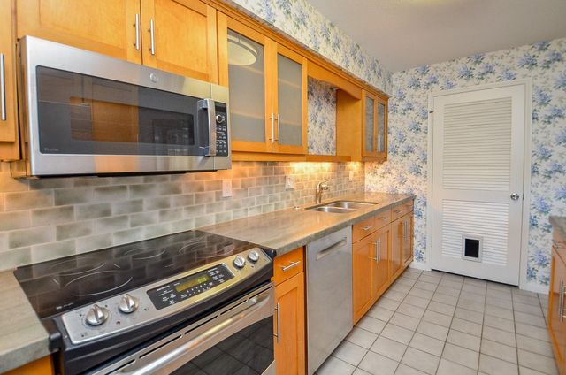 5864 Doliver Drive 116, Houston, TX 77057