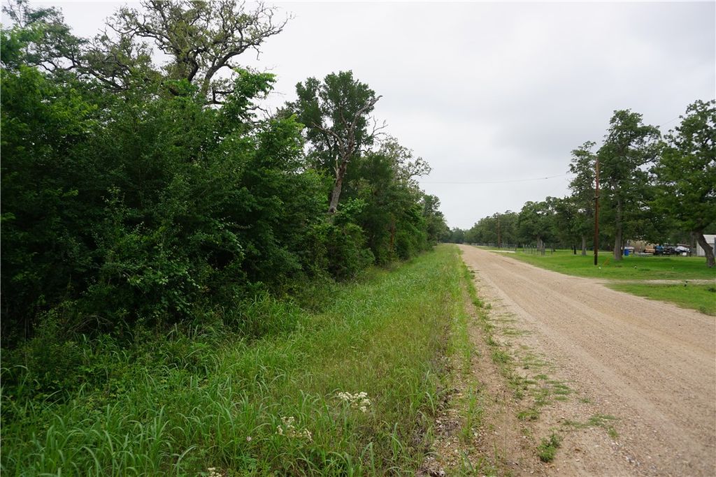 TBD Creek Side Cir, Caldwell, TX 77836 — exterior