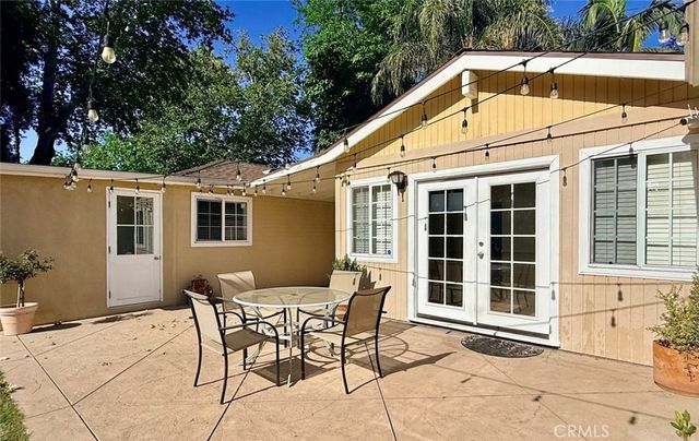 7454 Darby Avenue, Reseda, CA 91335