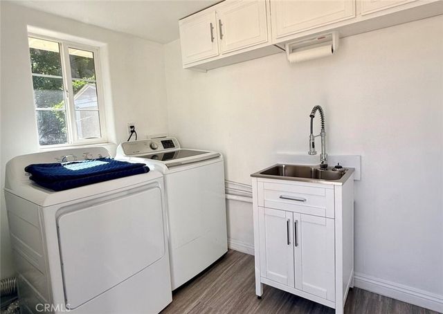 7454 Darby Avenue, Reseda, CA 91335