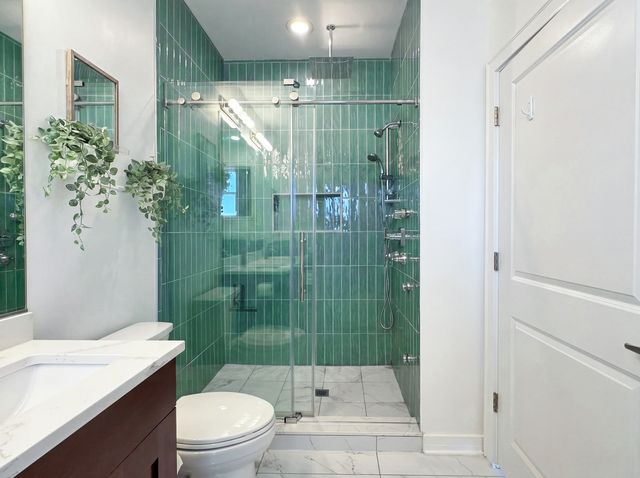 1425 W Grand Avenue 3E, Chicago, IL 60642