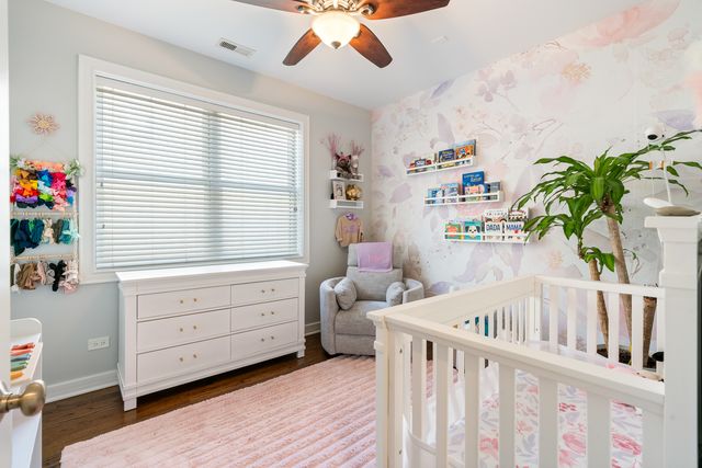 1425 W Grand Avenue 3E, Chicago, IL 60642