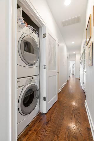 1425 W Grand Avenue 3E, Chicago, IL 60642