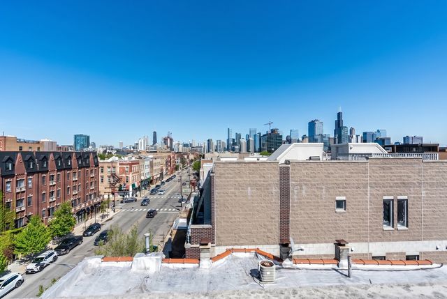 1425 W Grand Avenue 3E, Chicago, IL 60642