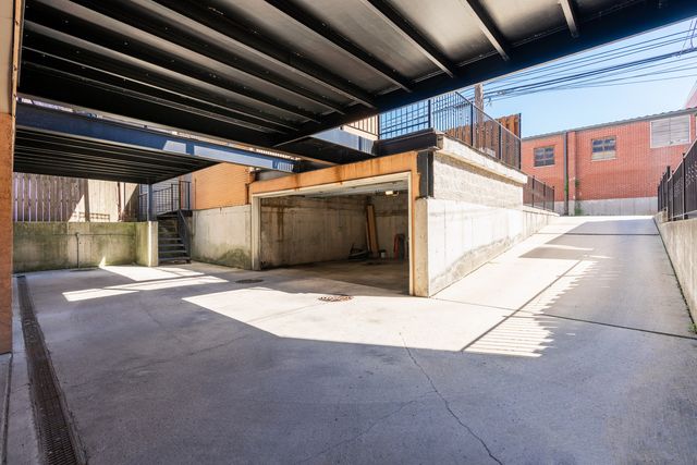 1425 W Grand Avenue 3E, Chicago, IL 60642