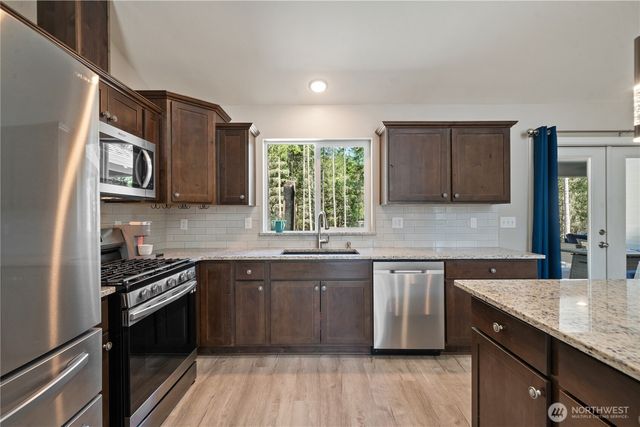 134 Lunderville Lane, Port Angeles, WA 98362