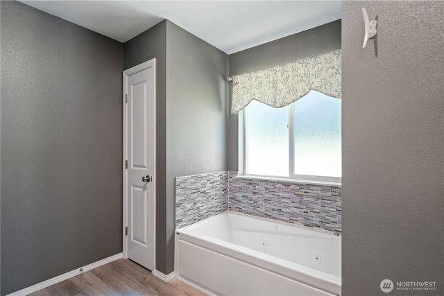 134 Lunderville Lane, Port Angeles, WA 98362