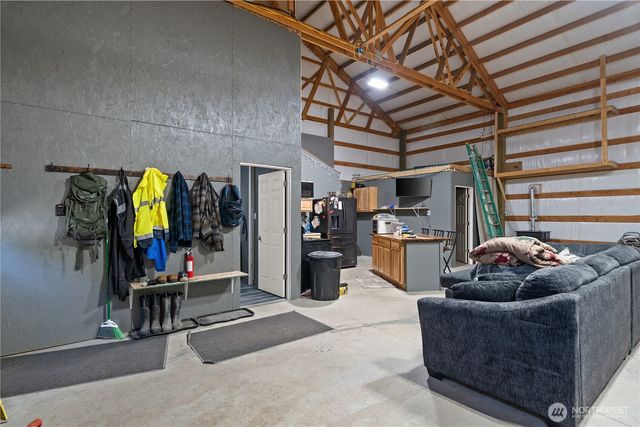 134 Lunderville Lane, Port Angeles, WA 98362