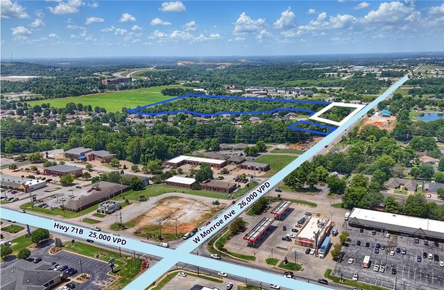 319 W Monroe Avenue, Lowell, AR 72745