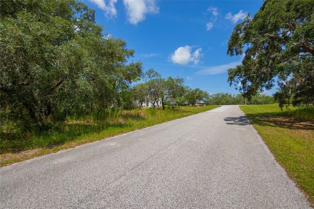 10446 SCENIC LAKE DRIVE, Weeki Wachee, FL 34613