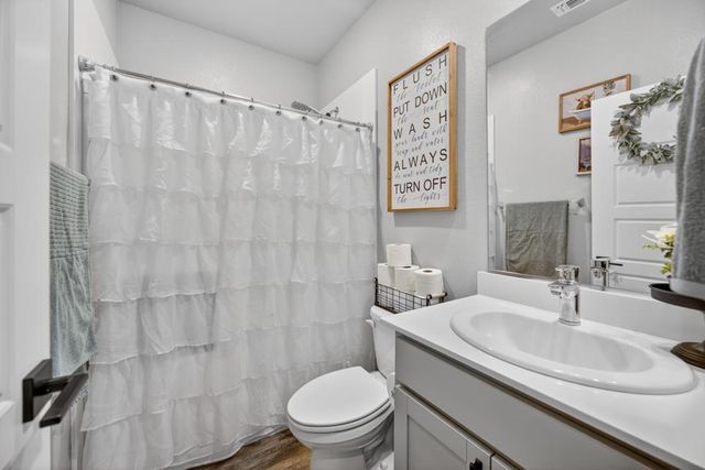 8247 Blue Coral Ave, Elk Grove, CA 95757
