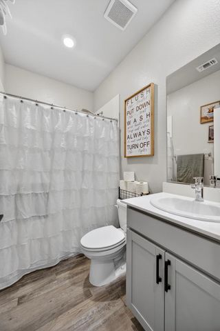 8247 Blue Coral Ave, Elk Grove, CA 95757