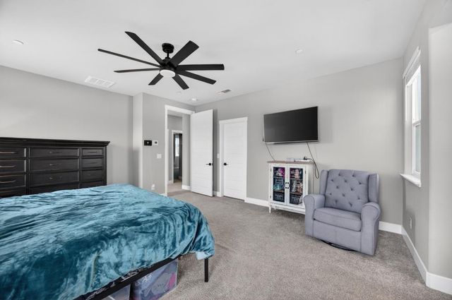 8247 Blue Coral Ave, Elk Grove, CA 95757