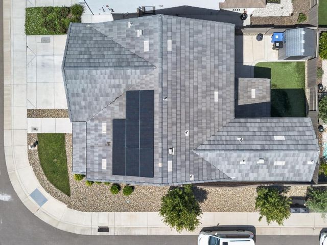 8247 Blue Coral Ave, Elk Grove, CA 95757