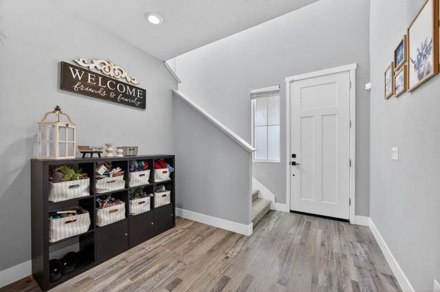 8247 Blue Coral Ave, Elk Grove, CA 95757