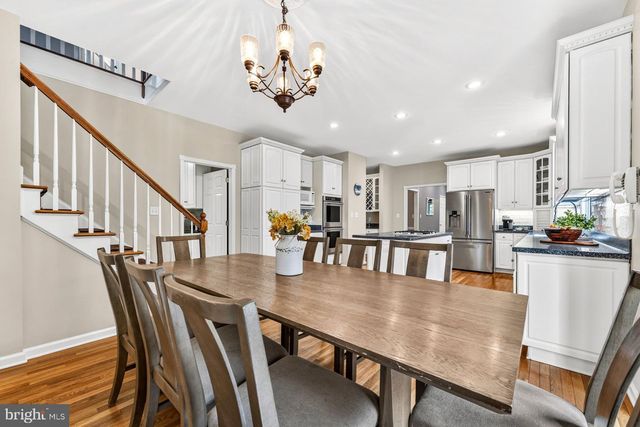 836 ATKINSON CIR, Hillsborough, NJ 08844