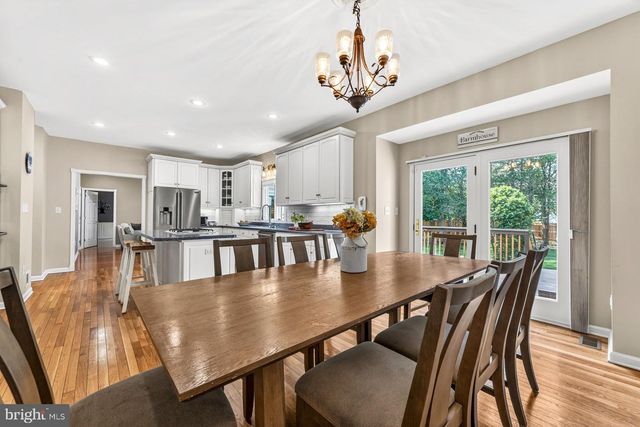 836 ATKINSON CIR, Hillsborough, NJ 08844