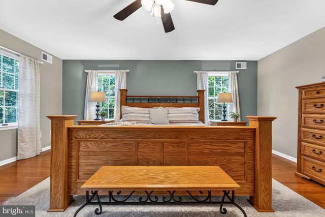 836 ATKINSON CIR, Hillsborough, NJ 08844