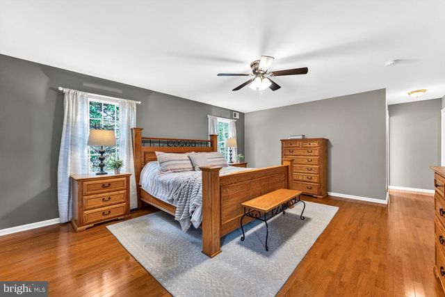 836 ATKINSON CIR, Hillsborough, NJ 08844