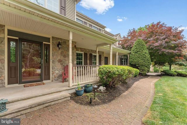 836 ATKINSON CIR, Hillsborough, NJ 08844