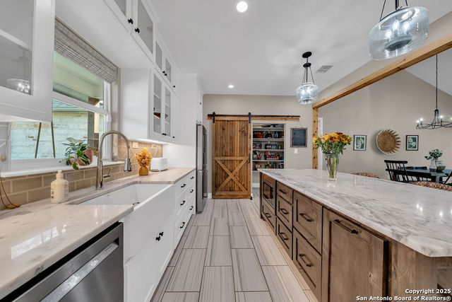 113 N TRANQUILITY, La Vernia, TX 78121