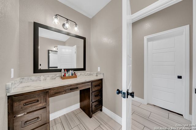 113 N TRANQUILITY, La Vernia, TX 78121