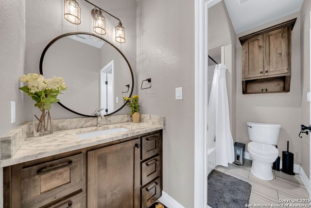 113 N TRANQUILITY, La Vernia, TX 78121