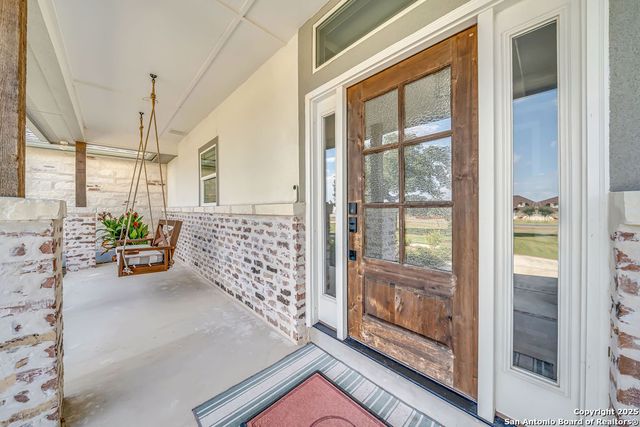 113 N TRANQUILITY, La Vernia, TX 78121