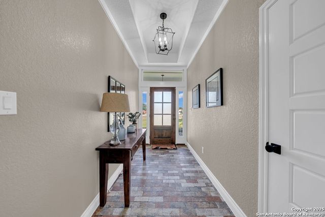 113 N TRANQUILITY, La Vernia, TX 78121