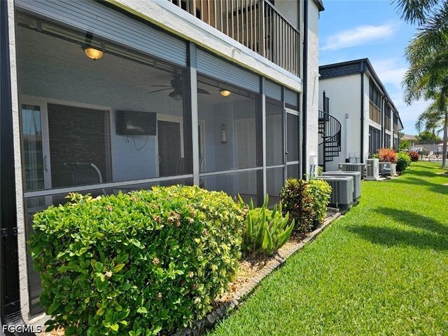 4722 SE 1st PL 5, Cape Coral, FL 33904