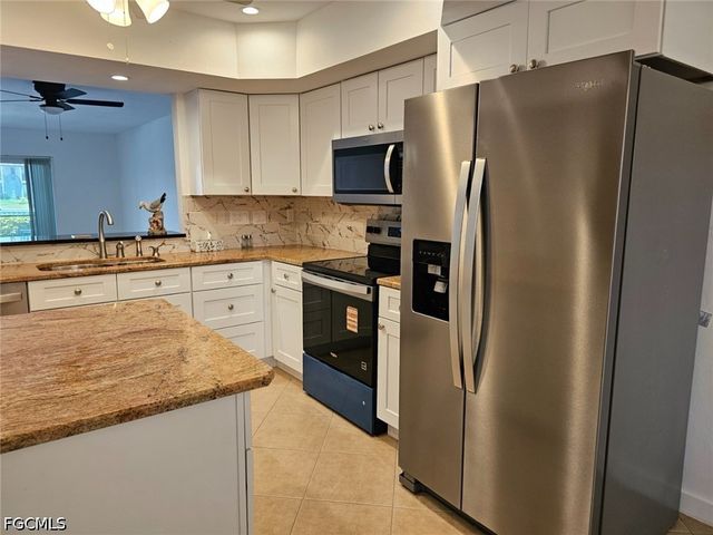 4722 SE 1st PL 5, Cape Coral, FL 33904