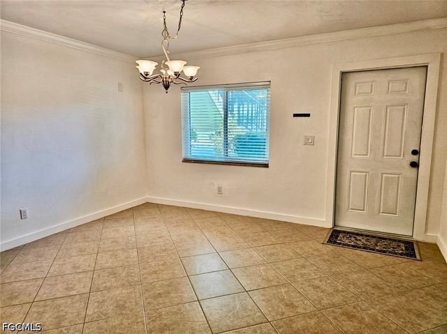 4722 SE 1st PL 5, Cape Coral, FL 33904