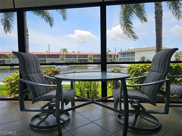 4722 SE 1st PL 5, Cape Coral, FL 33904