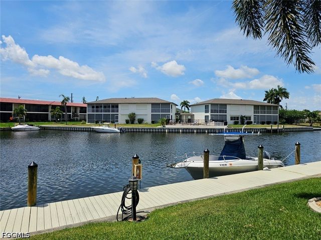 4722 SE 1st PL 5, Cape Coral, FL 33904