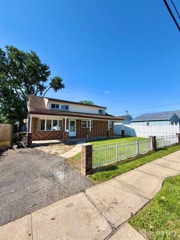 17 Birch Street, Carteret, NJ 07008