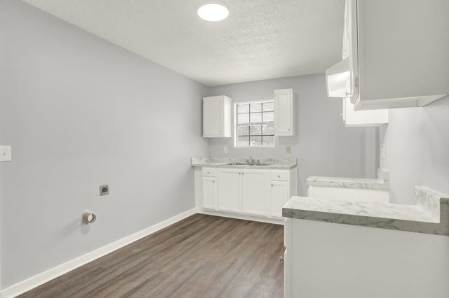 5328 CLINCHPORT CIR, Memphis, TN 38127